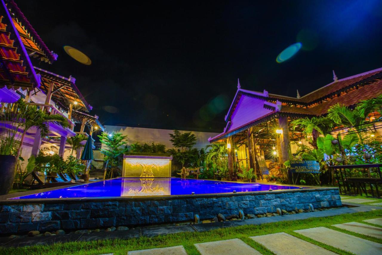 Moloppor Hotel 4*